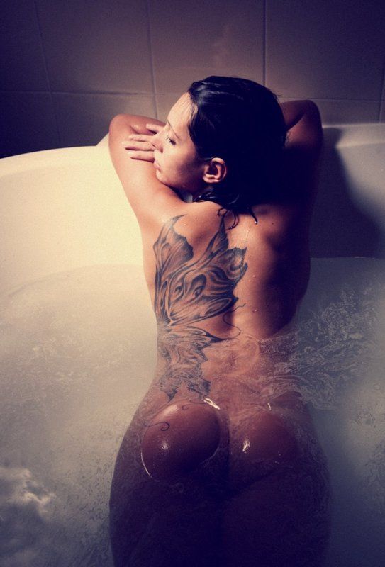 In the bathtubephoto preview