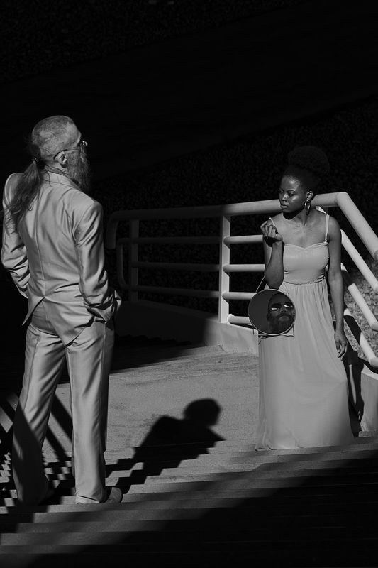 чб постановочная фотография мужчина женщина фэшн  Не параphoto preview