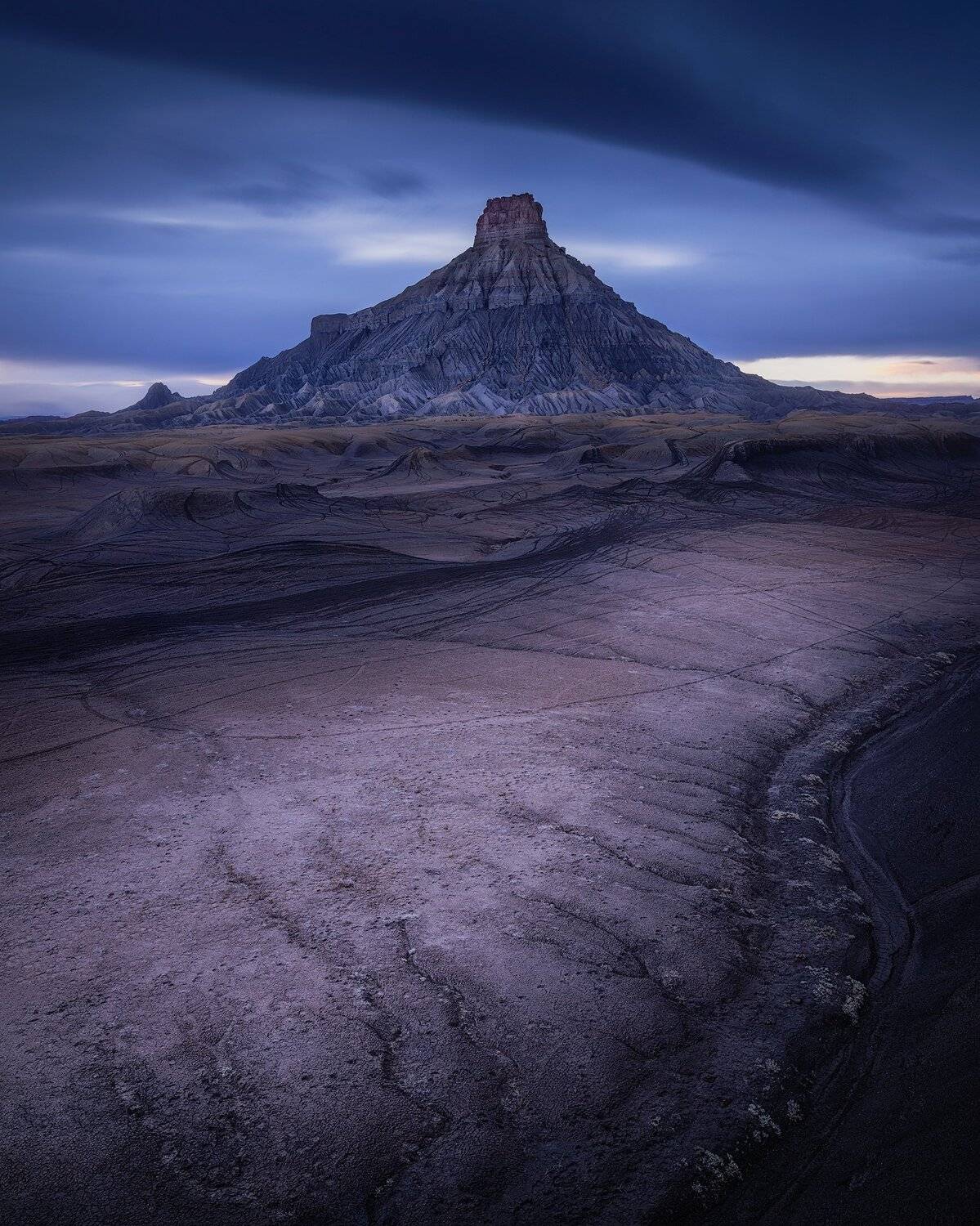 Factory Butte. Автор: Remo Daut Utah, Remo Daut