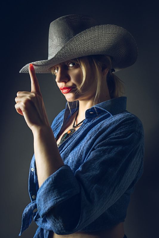 портрет, женщина, девушка, шляпа Cowgirl фото превью