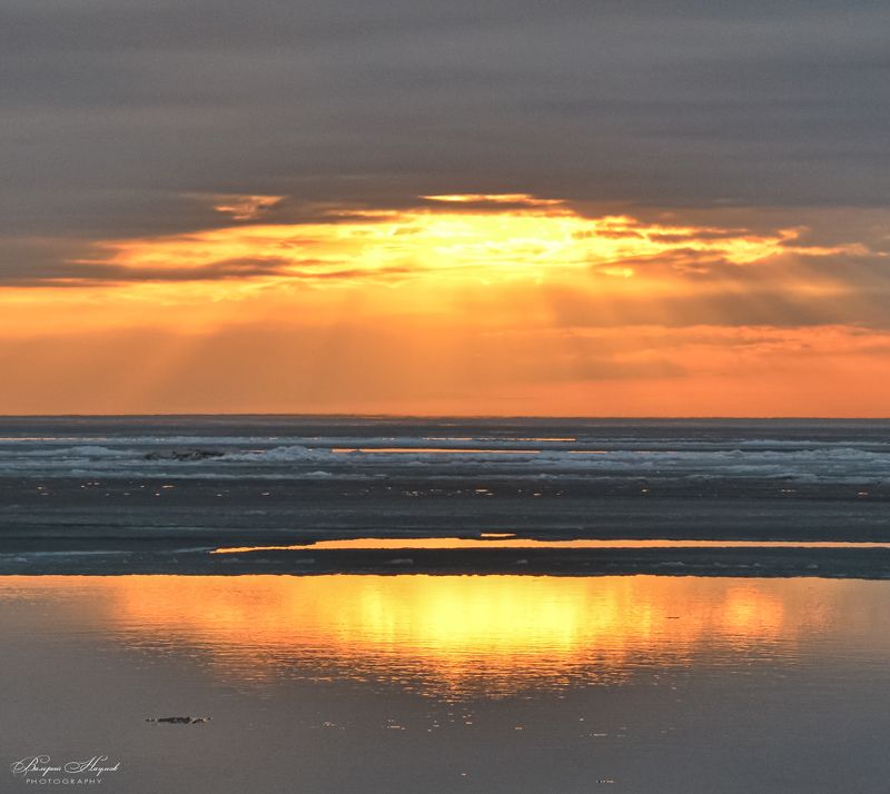 азов, сиваш, закат, вечер, зима, лёд, снег, январь Приземление космического объектаphoto preview