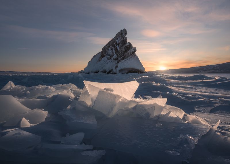 Broken Trianglesphoto preview