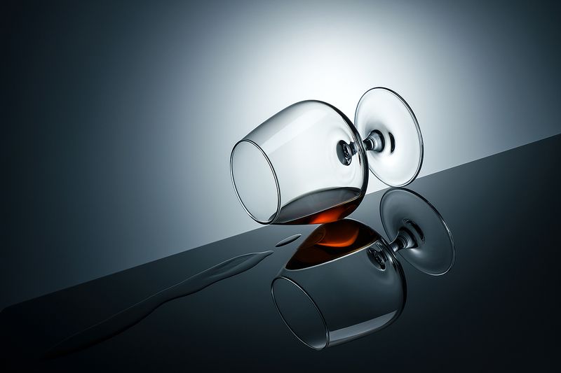 минимализм, напитки, стекло, бокал, предметка, предметная фотография ***photo preview