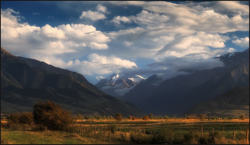 Горы, Иссык-куль, Киргизия \