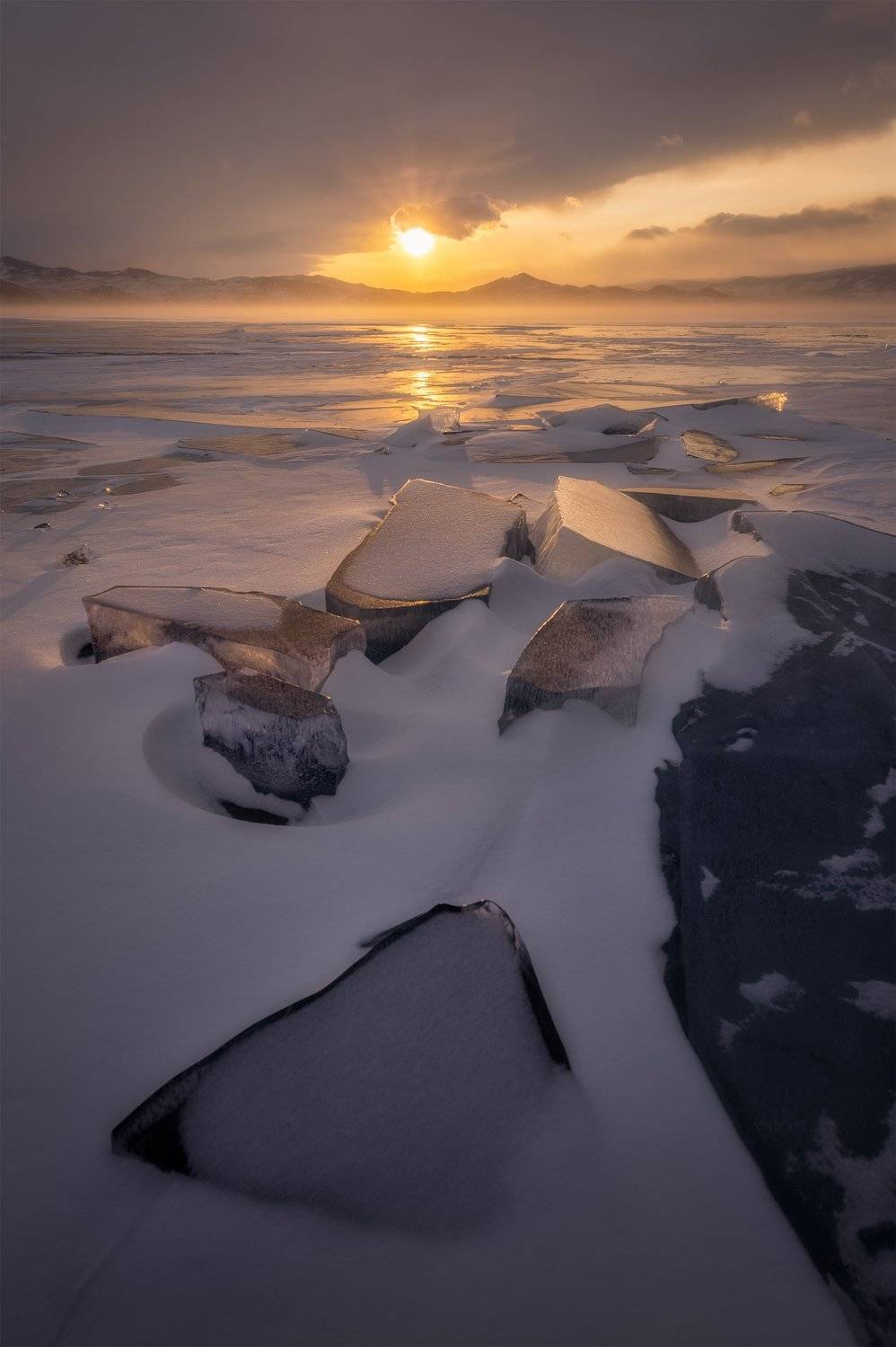 россия, сибирь, байкал,пейзаж, пейзажироссии, природа, путешествия, лед, закат, зима, мороз, russia, siberia, baikal, landscape, island, nature, travel, lake, ice, winter, frozen, Сергей Алтушкин