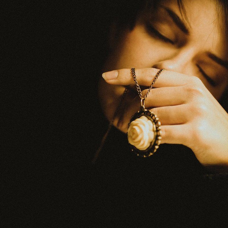 Серия с кулономphoto preview