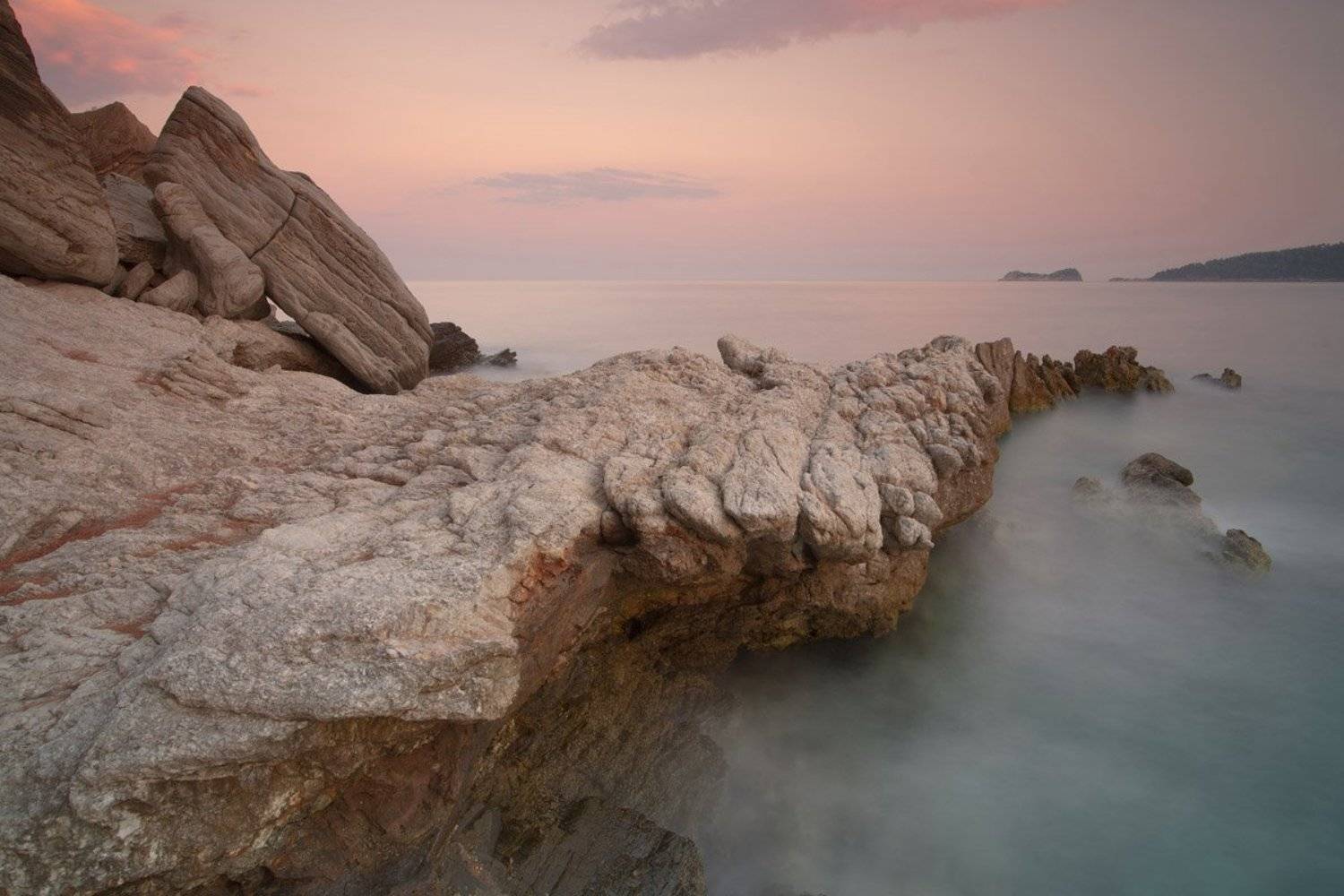 No title. Автор: Rossen Toshev , Rossen Toshev