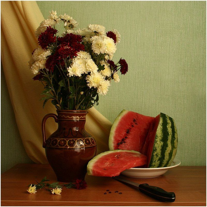 С арбузом.photo preview