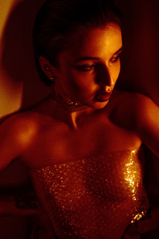 фешн, эксперимент, девушка, красный, fujifilm Аннаphoto preview