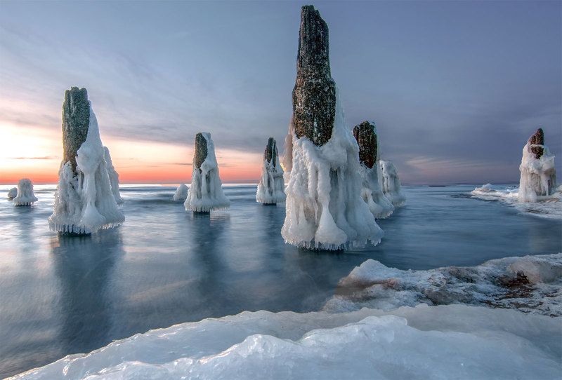 sea, sunset, sky, long exposition, ice, winter Ice ghostsphoto preview