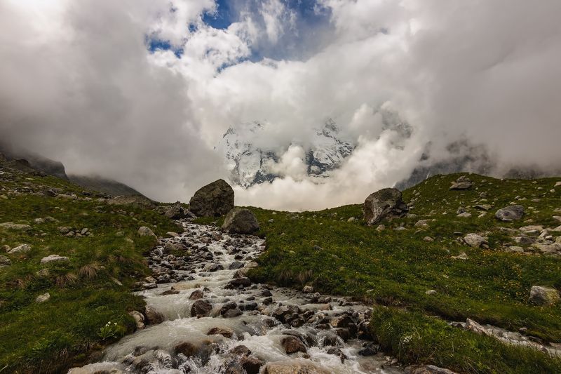 горы,восхождение,кавказ,облака средь белых облаков...photo preview