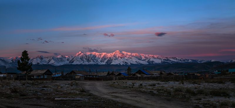 Рассвет над Кураем. Сентябрь 2020photo preview
