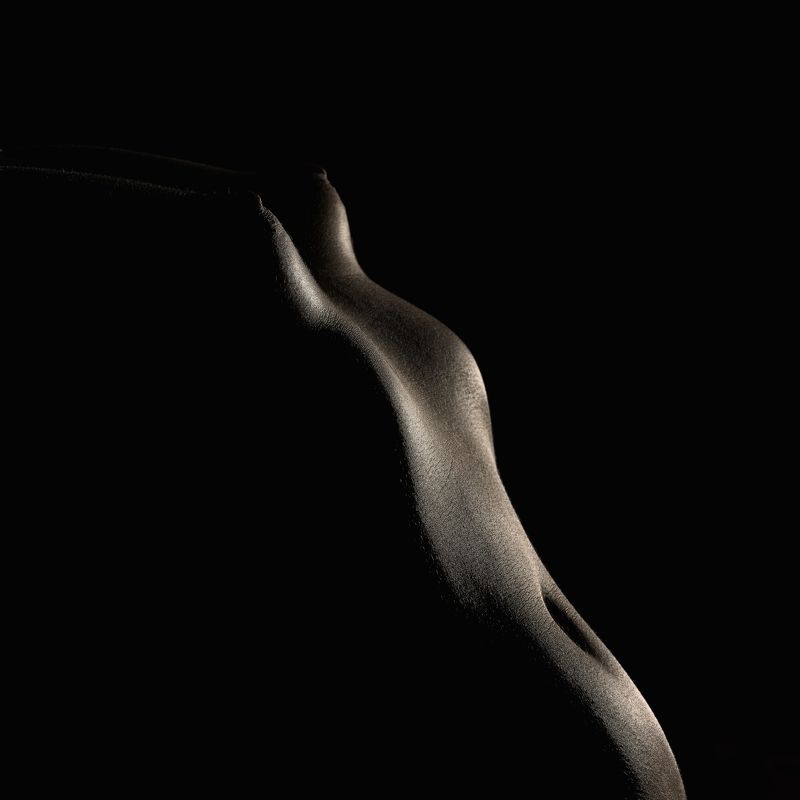 #finenude #blackandwhite Light and shadowsphoto preview