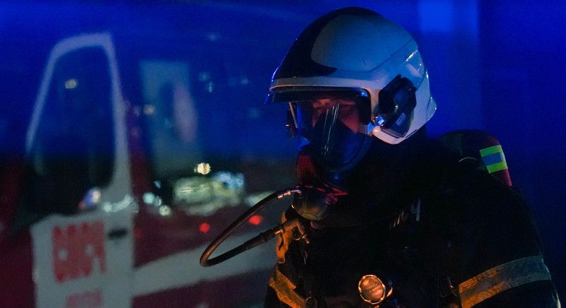 Пожарный Пожарный фото превью