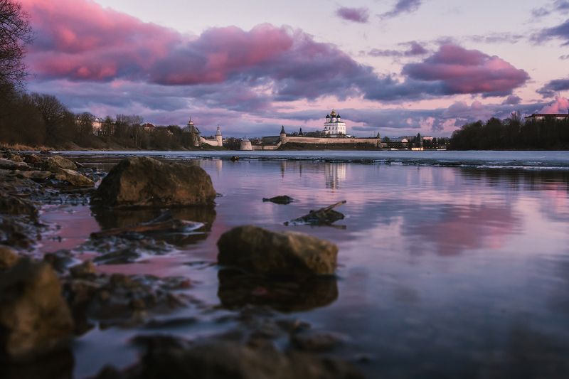 псков, закат, троицкий собор Мартphoto preview