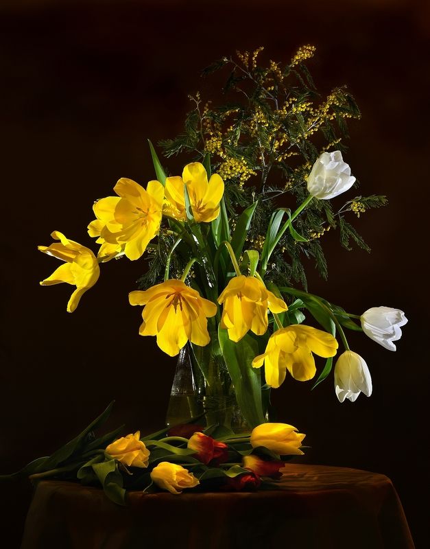 С Праздником девушки!photo preview