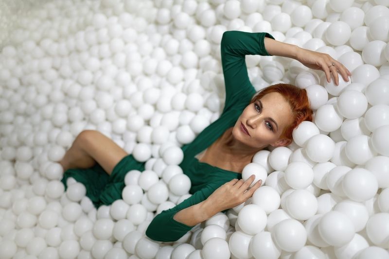 White ballsphoto preview