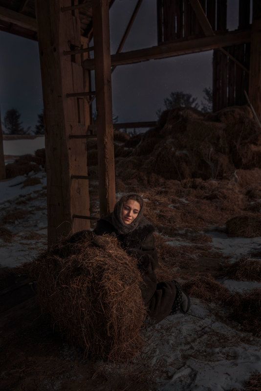 #mother #Farm #Canada #Toronto #деревня #мама #Сеновал #night #portrait #family #ontario #Moscow  Mother photo preview