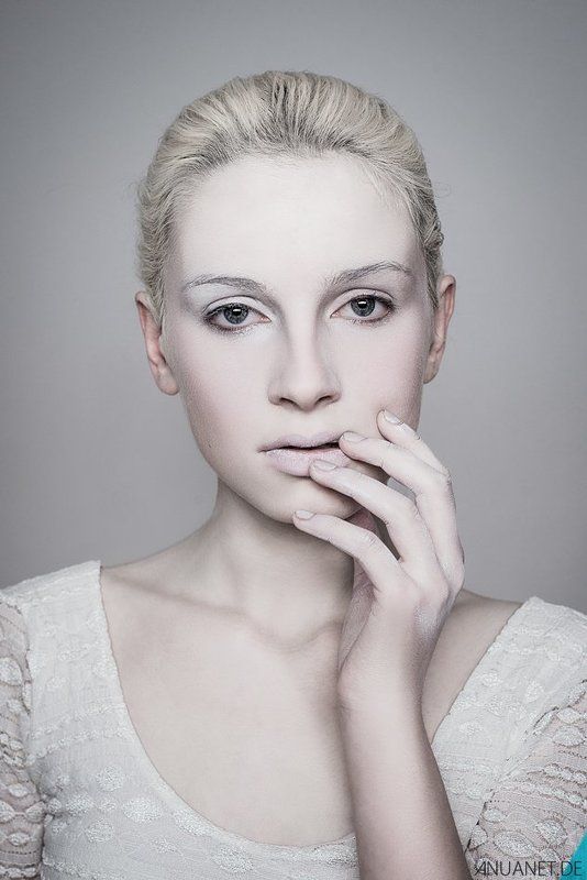 still alivephoto preview