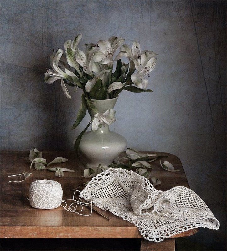 вязание, натюрморт, цветы С салфеткойphoto preview