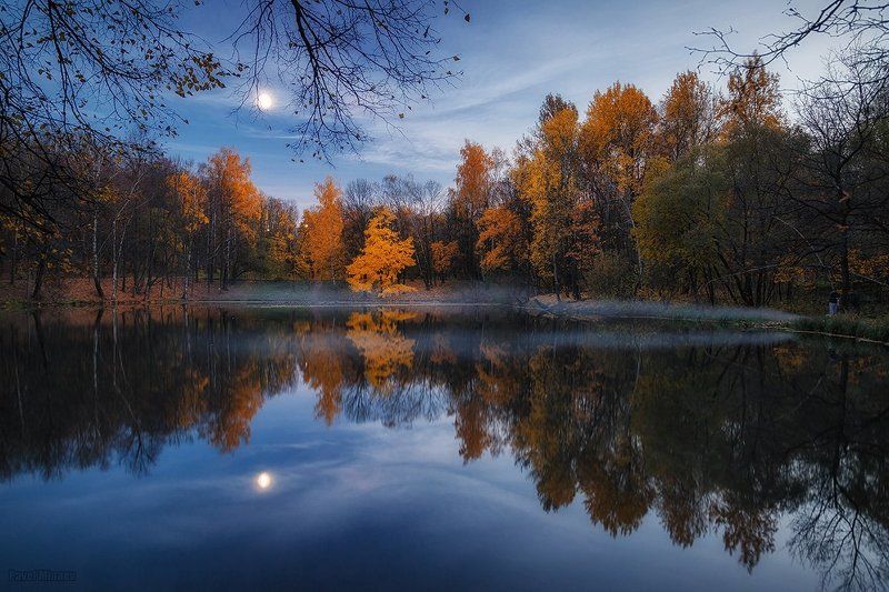 Smoke on the water, Fire in the skyphoto preview