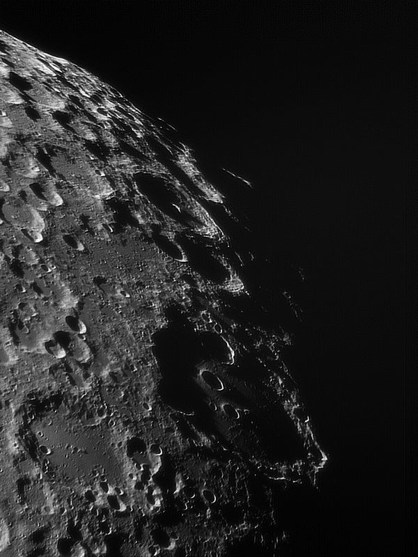 Рассвет в кратере Клавийphoto preview