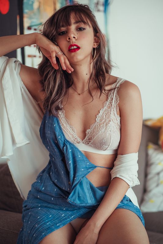 sexy portrait beauty memoh memohred latina nude lingerie Lizphoto preview