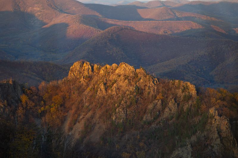 приморье, россия, сихотэ-алинь, горы, свет, солнце, луч Последний лучphoto preview