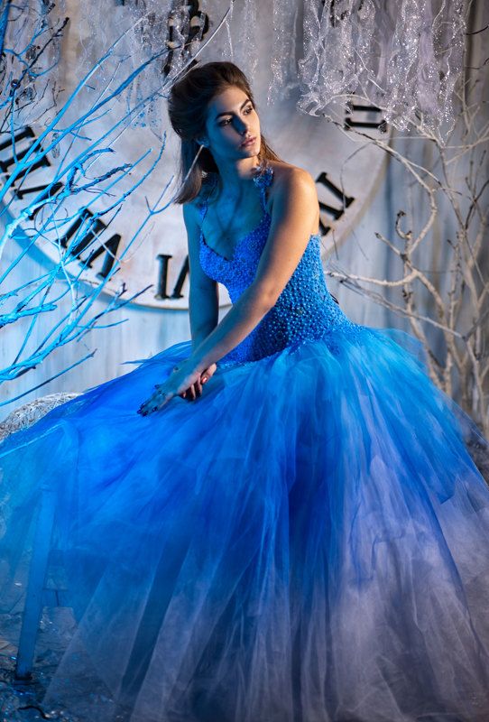 #портрет	 #portrait	 #фотограф	 #фотосессия	 #фото	 #photography	 #photographer	 #photo	 #модель	 #art snow qweenphoto preview