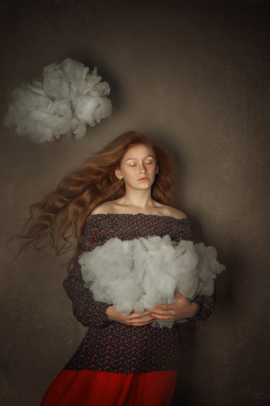 Девушка Облакаphoto preview