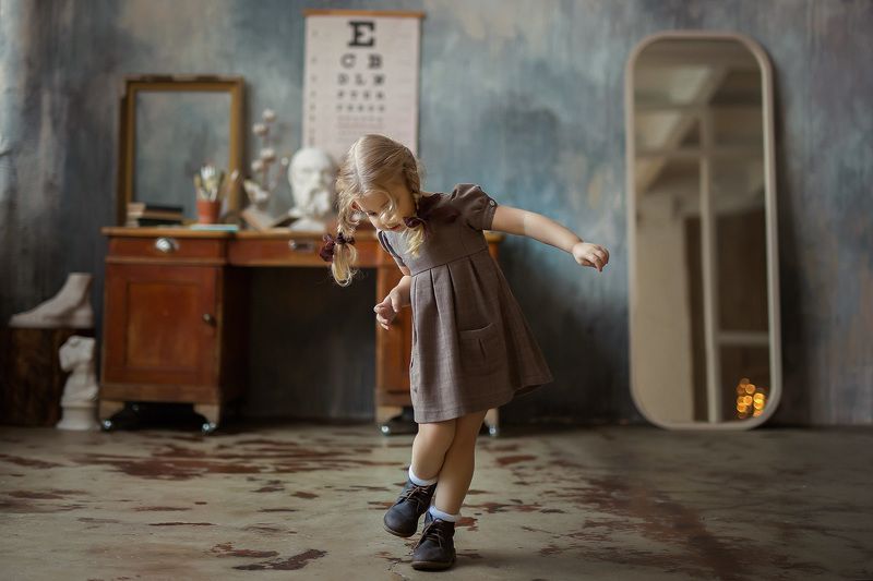 ссор, винтаж, ретро, детская фотография, детский портрет, игра, естественный свет,  canon Жужалкаphoto preview