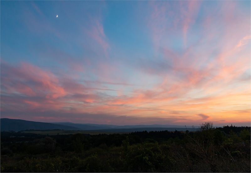 Тихий вечер наедине с небомphoto preview