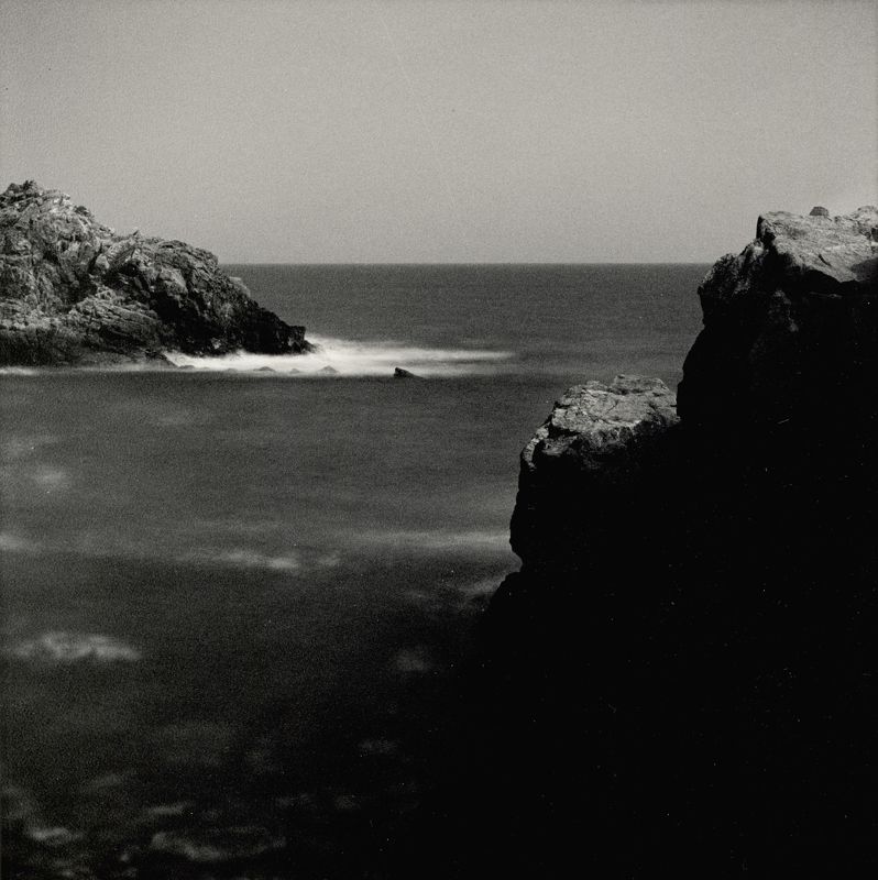 filmphotography, analogphotography, darkroomphotography, silvergelatineprint, b&w, blackandwhite Is there life on Marsphoto preview