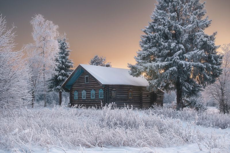 россия, архангельская область, русский север, кенозеро, кенозерье, национальный парк, пейзаж, природа, изба, озеро, телицына, закат, лед, зима, снег Кенозерьеphoto preview