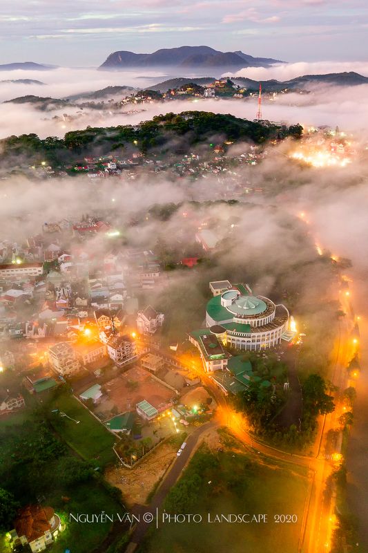 Fog, Cityscape Da Lat 2020photo preview