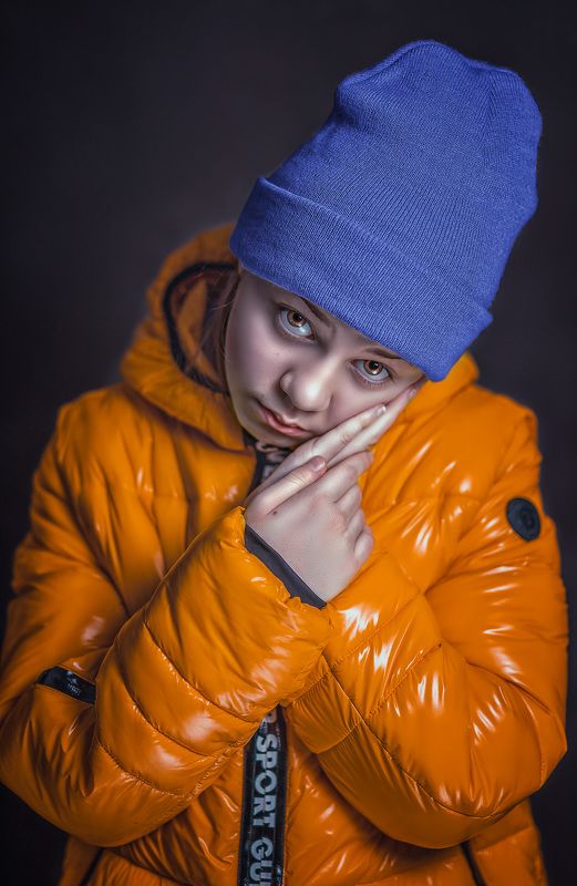 подросток, девочка, шапка, куртка Подросток фото превью