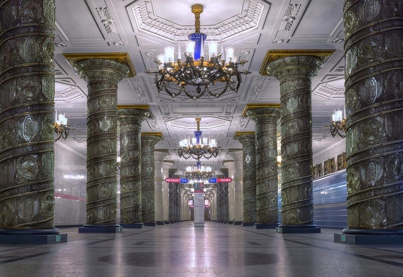 город,метро,станция,интерьер,архитектура,блеск,отражения Метро Петербургаphoto preview
