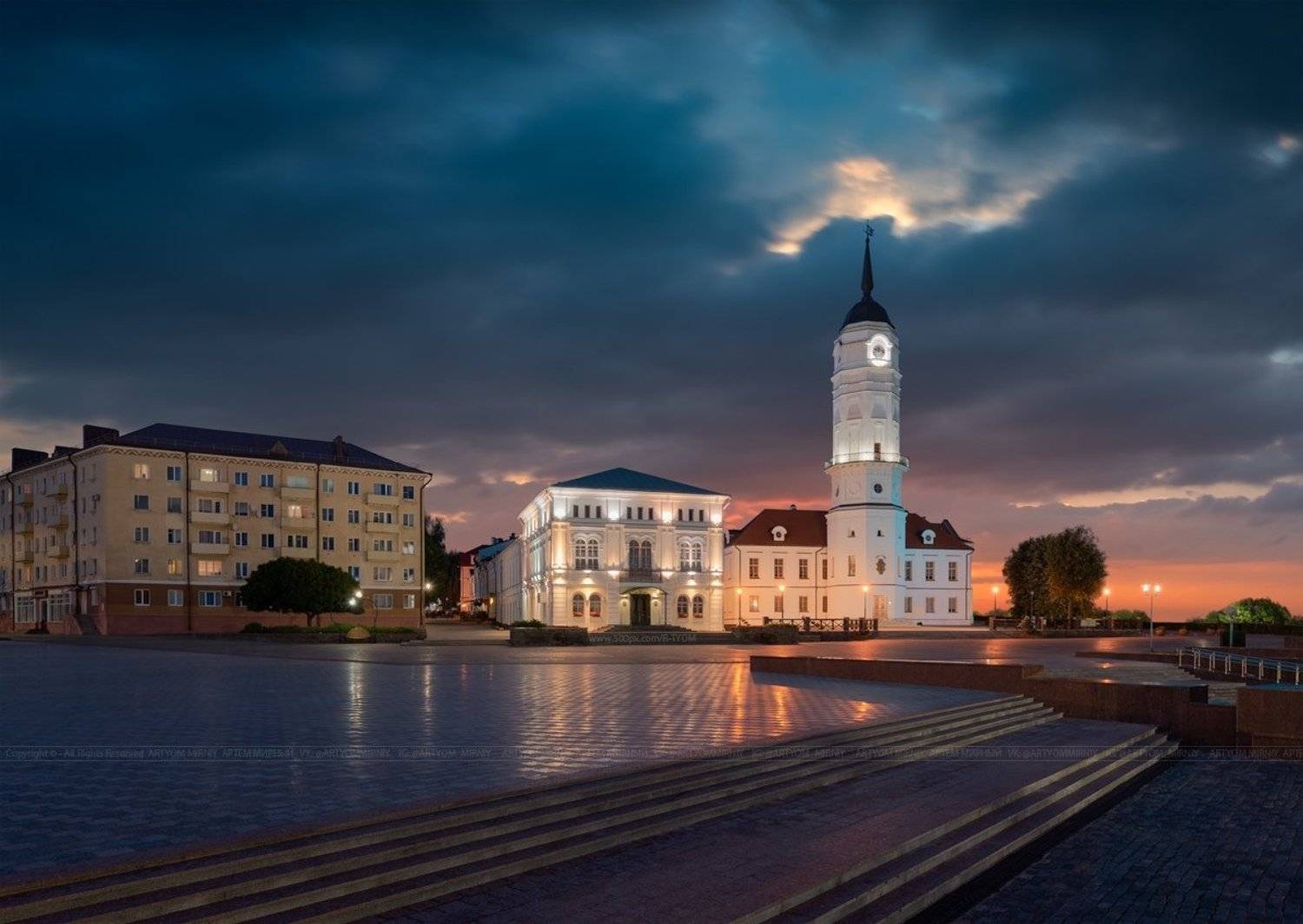 Могилёвская ратуша. Город Могилёв (Беларусь). Автор: Артём Мирный книга владыка моря, ратуша, могилев, белоруссия, беларусь, артем мирный, mogilev, belarus, artyom mirniy, Артём Мирный