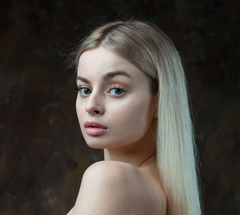 студийный портрет, красивая девушка, женский портрет Настяphoto preview