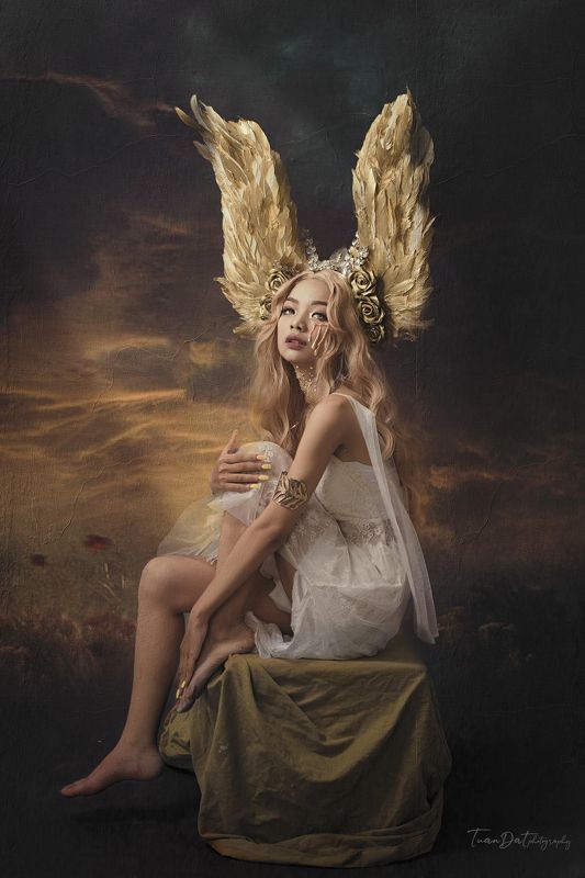 Golden Angelphoto preview