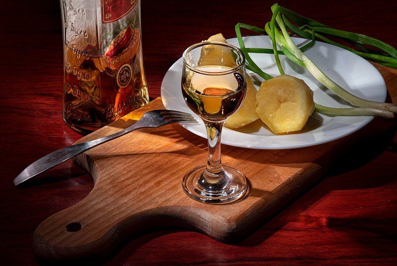 водка С отварным картофелемphoto preview