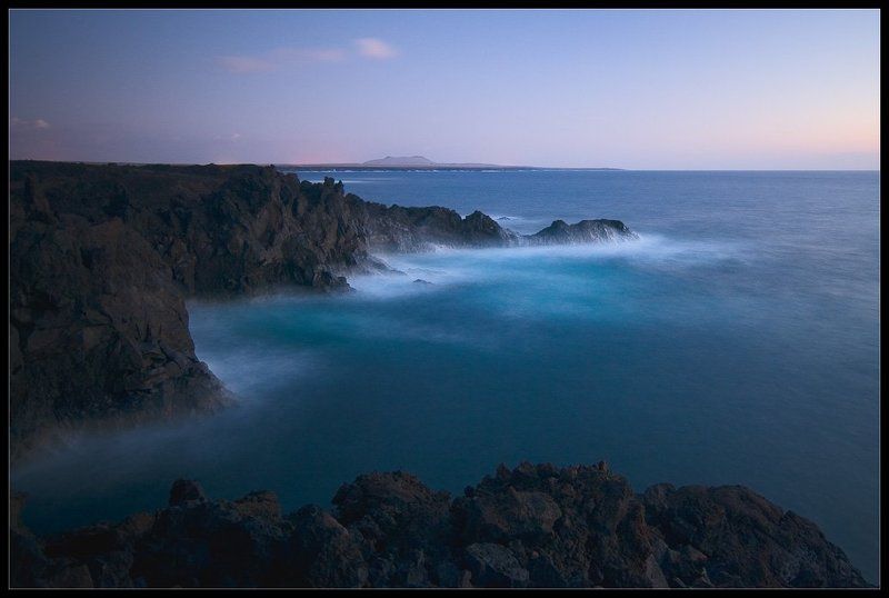 Глубокое синее мореphoto preview