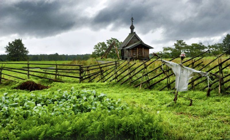 кижи,небо,зелень,трава,пугачев,церквушка,вера,пугало огородное Пугало огородноеphoto preview