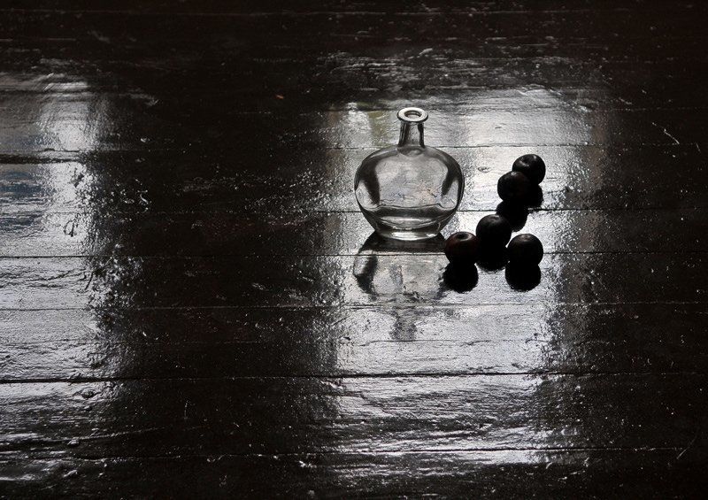 Натюрморт со сливамиphoto preview