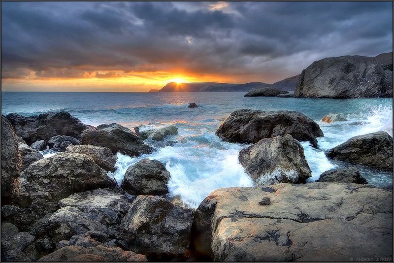 крым, закат, солнце, горы, море, камни, небо, облака, пейзаж Картинка о южном береге.. фото превью