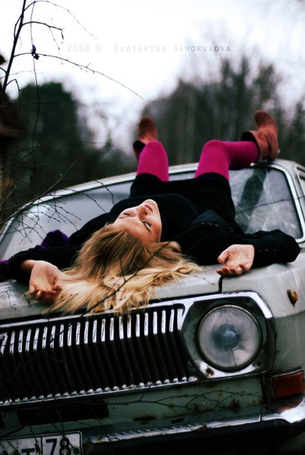 газ24. Автор: Екатерина Саморукова газ24, волга, девушка, блондинка, машина, авто, Екатерина Саморукова