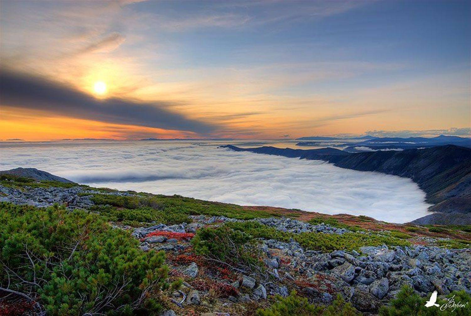 Закат на б.Светлая. Автор: Ворон магадан, полуостров старицкого, бухта светлая, туман, закат, осень, охотское море, Ворон