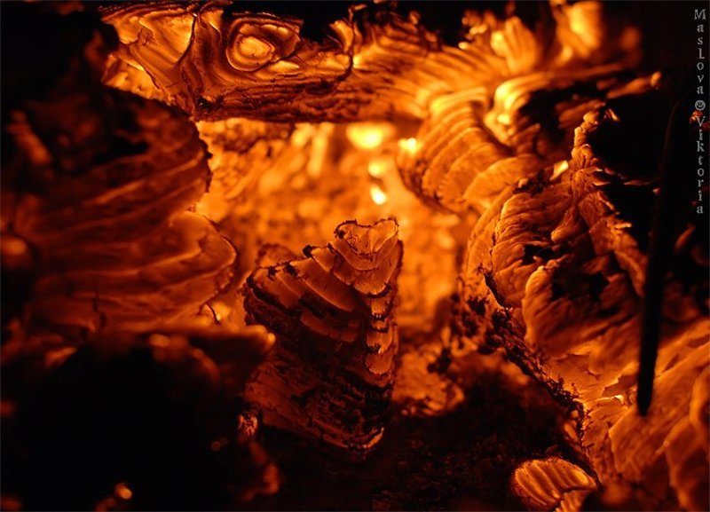 Уголекphoto preview