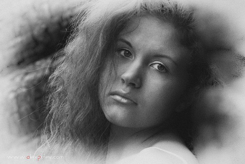 жизнь,мысли,глаза,портрет о жизни ...photo preview