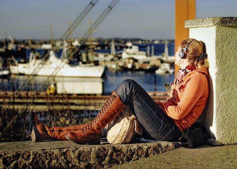 город, порт, девушка Ассоль.... Реальность....photo preview